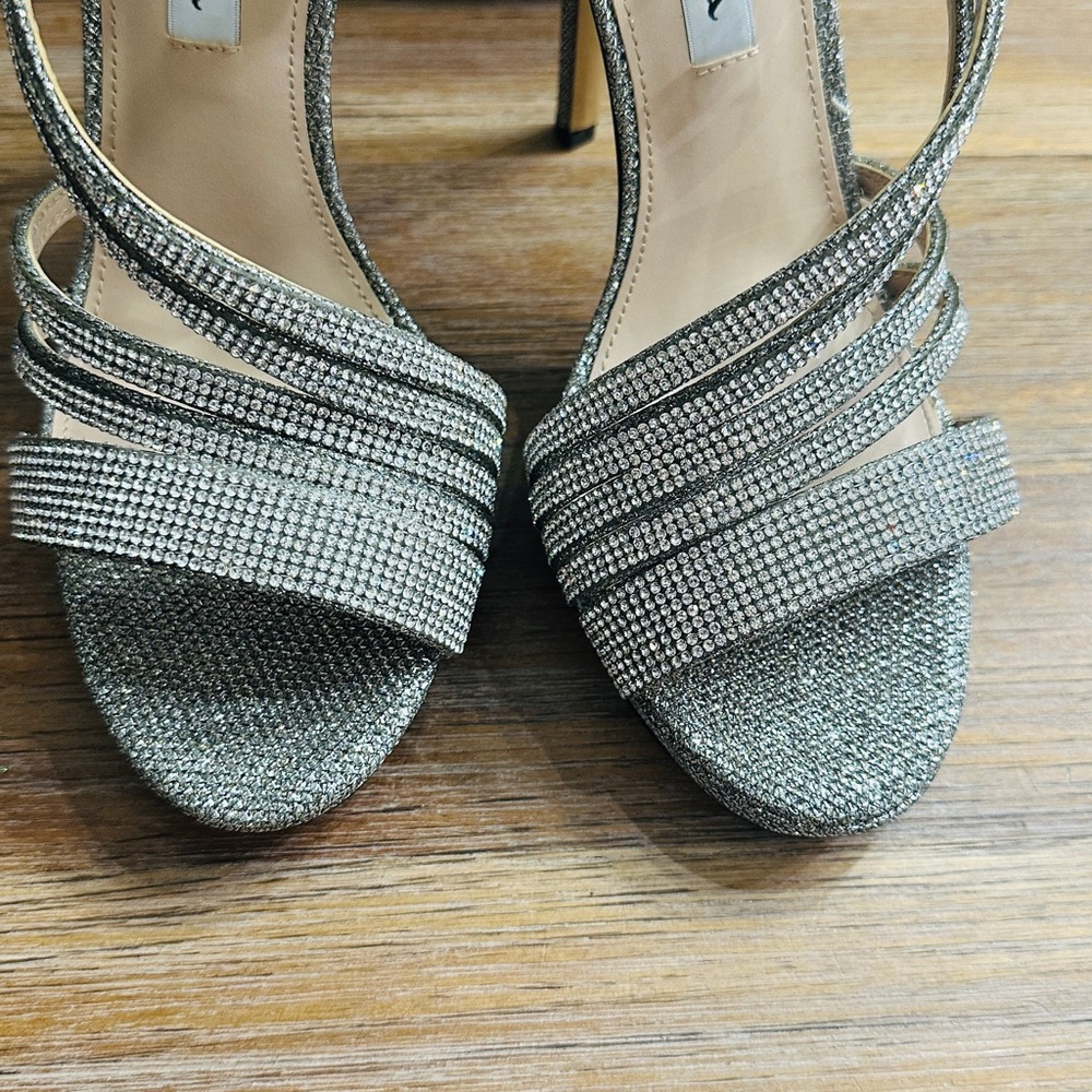 Nina size 7.5 Rhinestone heels. Brand New in box! - Picture 5 of 7
